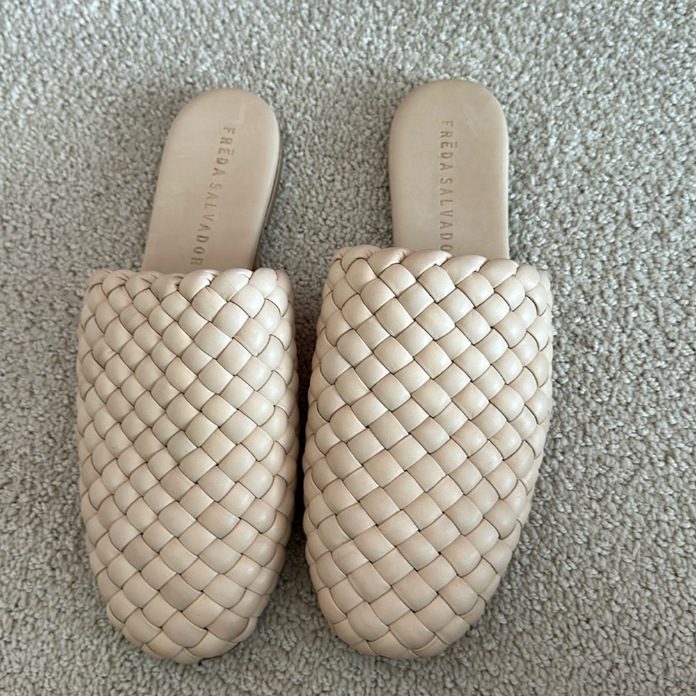 Freda Salvador mules size 8